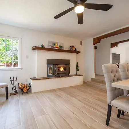 Holiday home Casa Lupita- Patio & Firepit, King Bed 4br Santa Fe